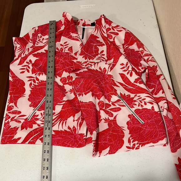 Sky’s The Limit, Red & White, Floral Print, Open Front Jacket, Size Medium - Picture 8 of 8